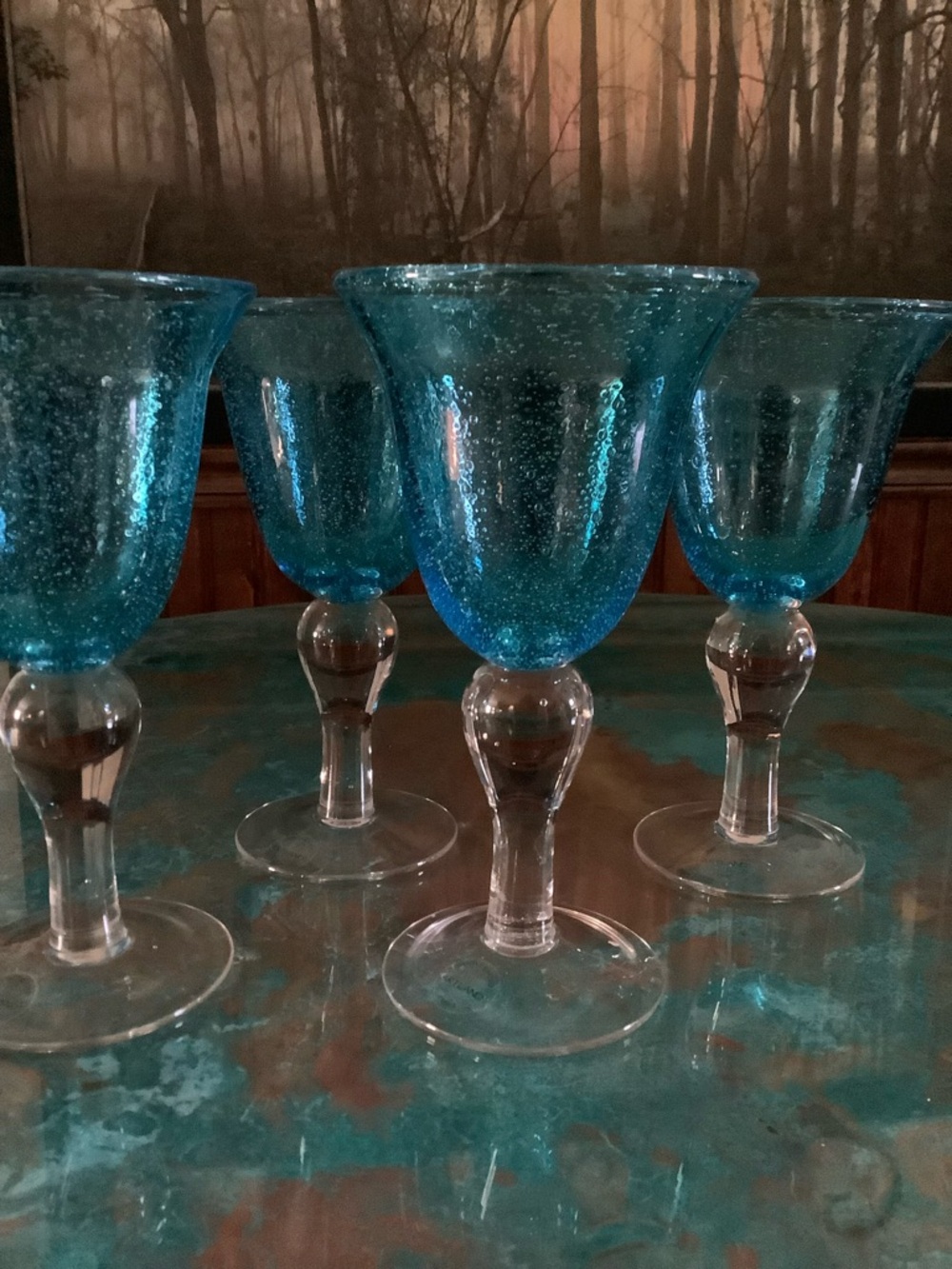 Light Blue Bubble-Glass Goblet Set - Elegant Decorative Drinkware